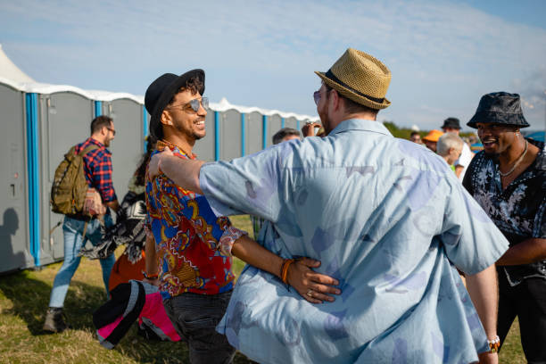 Best Luxury portable toilet rental  in Toledo, OH